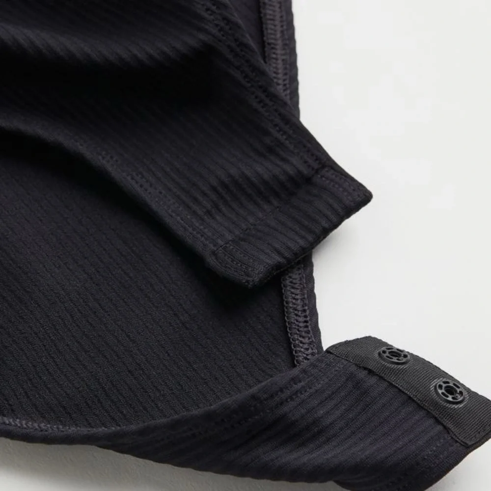 H&M black ribbed long sleeve cutout bodysuit - Picture 2 of 4